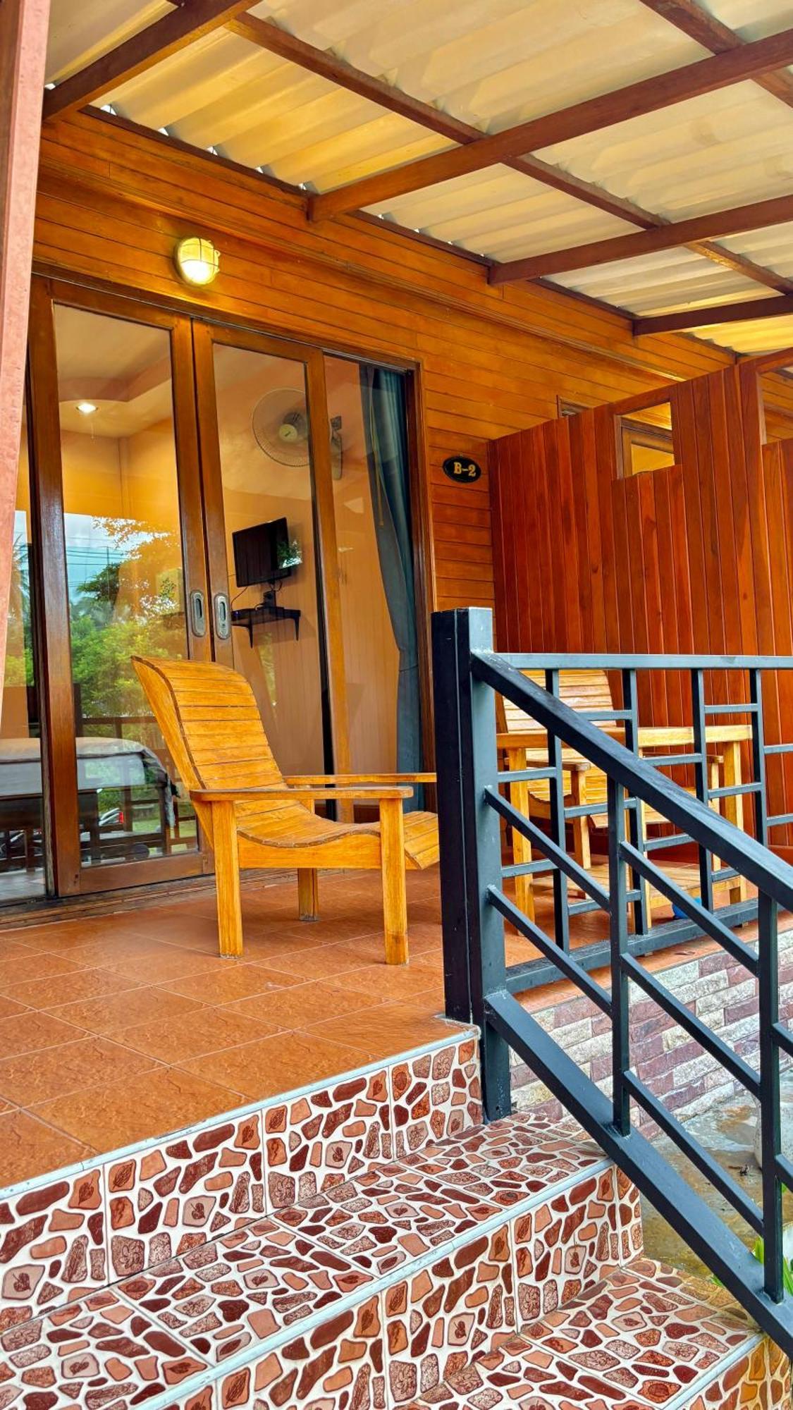 Aow Thai Homestay Ban Hin Dam エクステリア 写真
